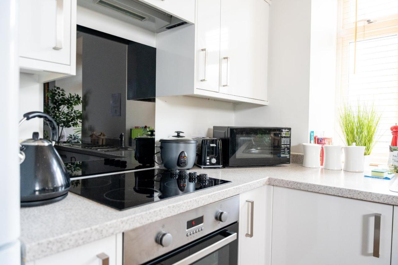 Modern & Spacious Flat In The Centre Of Bristol! Luaran gambar