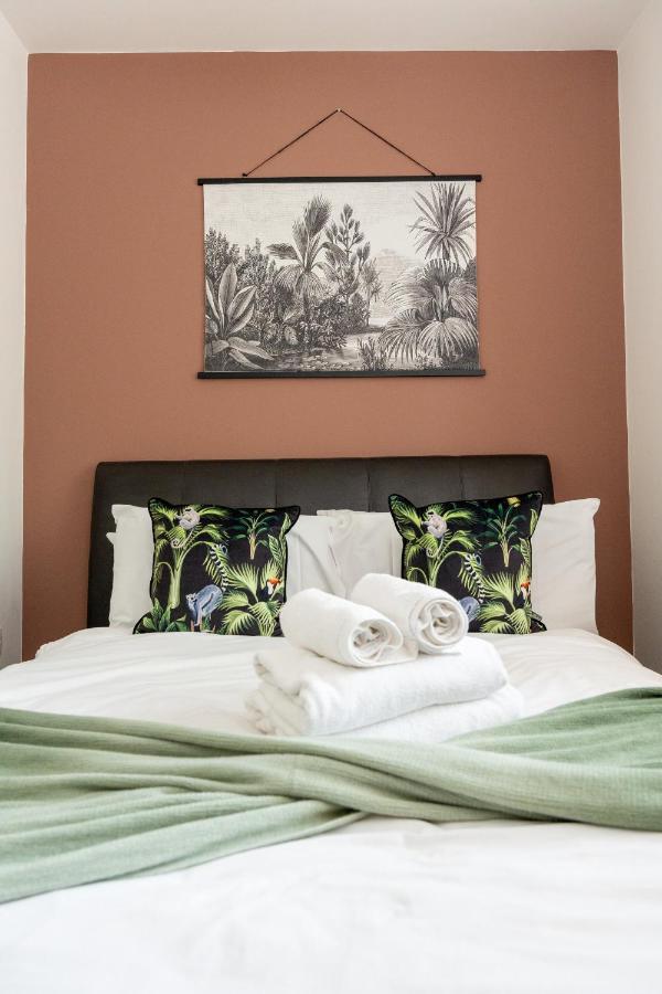 Modern & Spacious Flat In The Centre Of Bristol! Luaran gambar